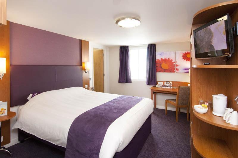 Premier Inn เบิร์นลีย์ ภายนอก รูปภาพ